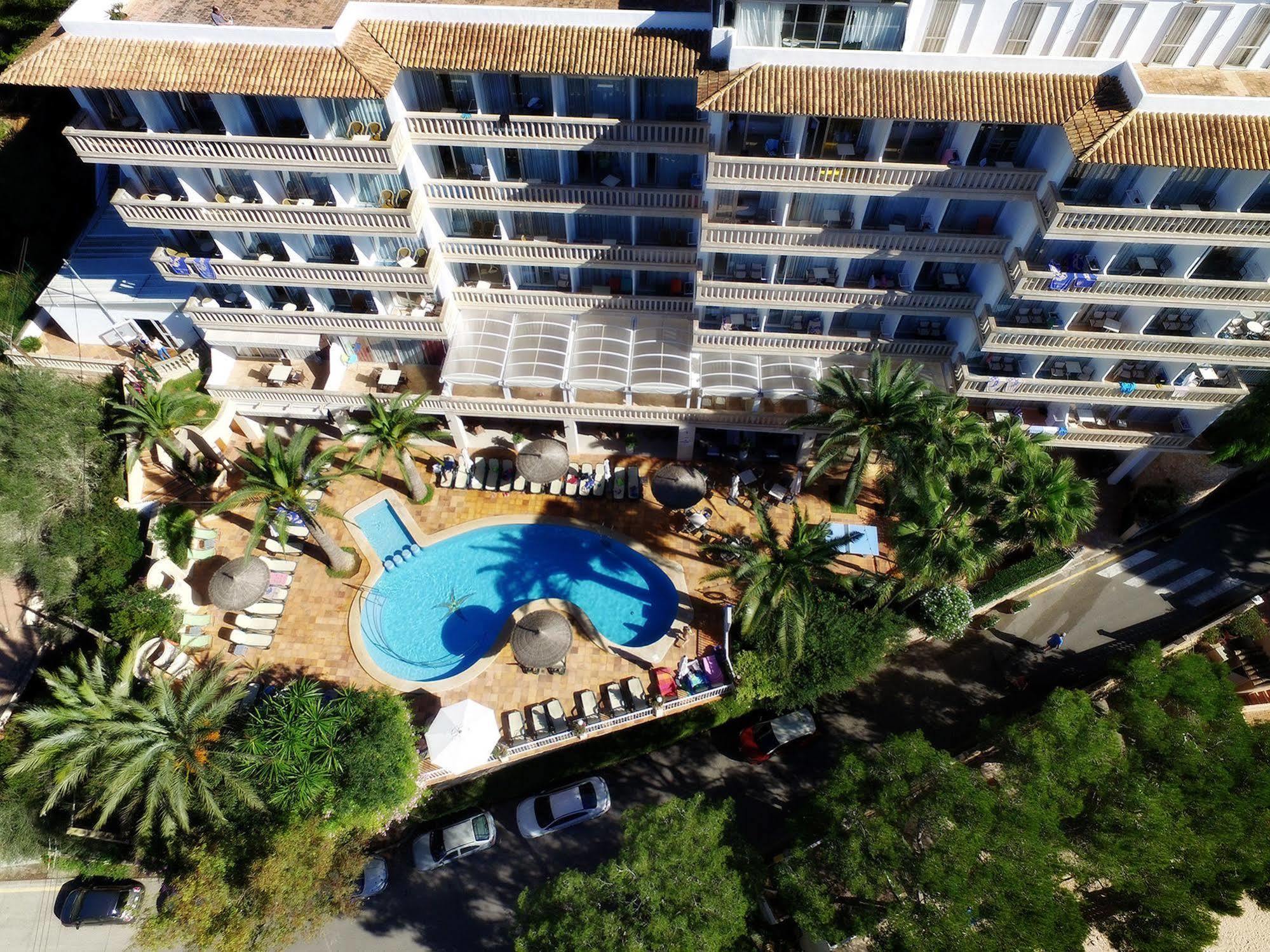 Hotel Apartamentos Cala סנטני מראה חיצוני תמונה